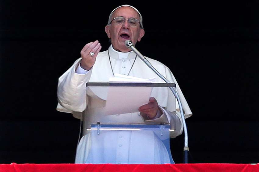 Proclaim value of life with solidarity, welcome, says Pope Francis