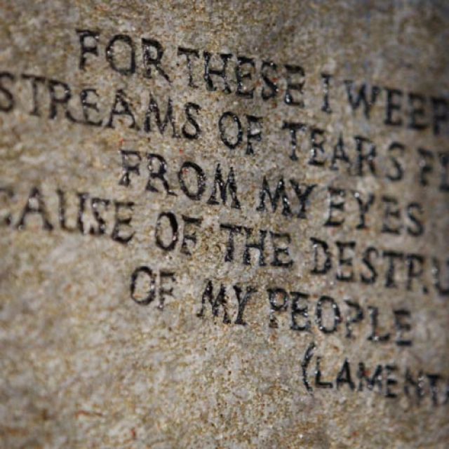 Toronto remembers the Holocaust