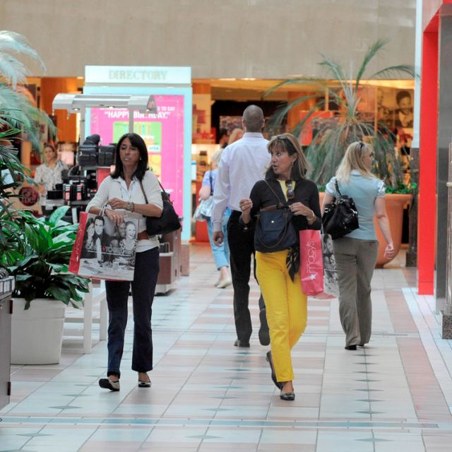 Survey seeks input on desire for Christmas, Easter store openings