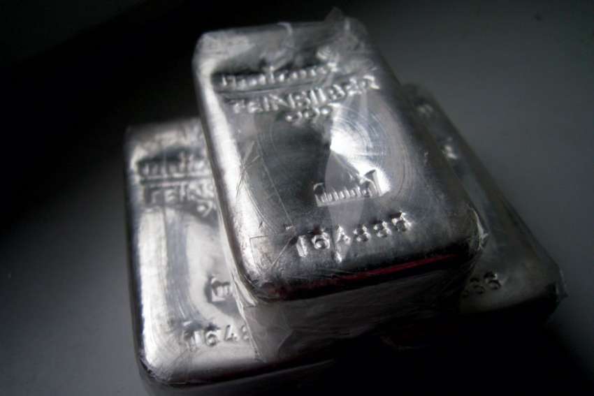 An odd encounter: shotguns, silver bars, a priest and a guy named Phil