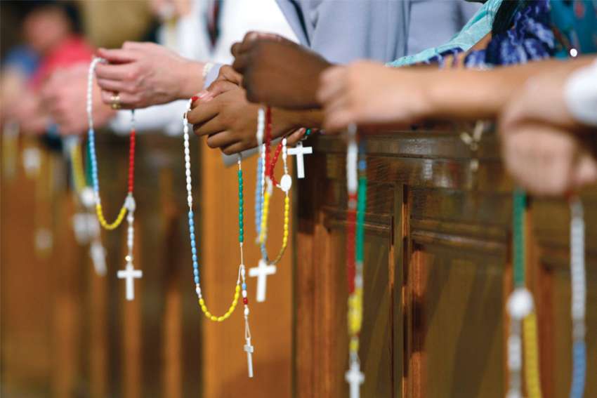 Sr. Helena Burns: Handy hints to overcome rosary stuggles