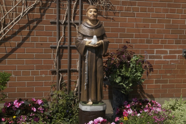 Anonymous donor sparks return of St. Francis to his rightful spot
