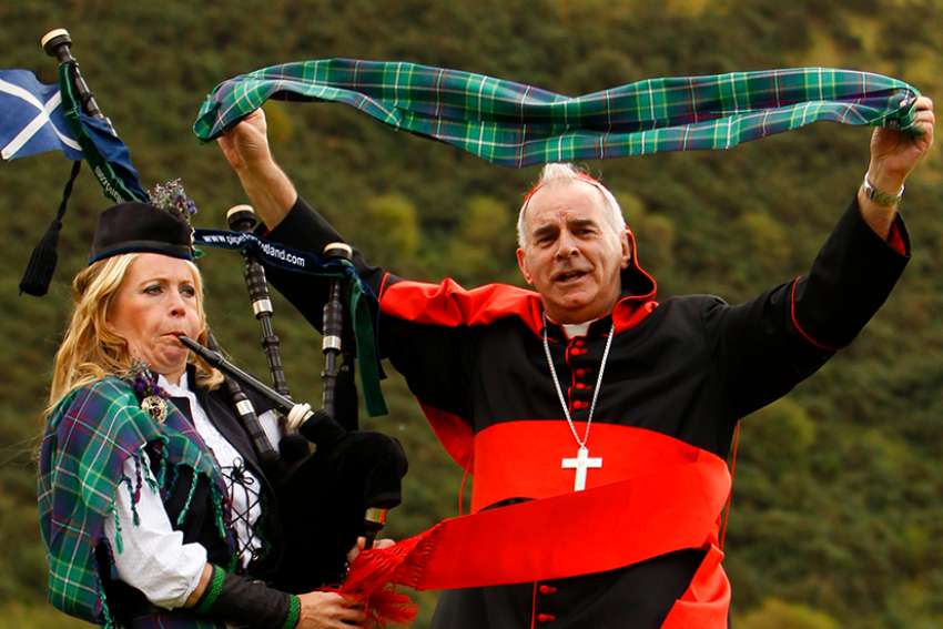 Cardinal Nichols asks for healing prayers at disgraced cardinal's funeral