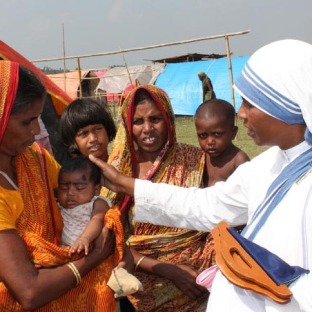 Catholic relief workers praised by Muslim refugees in Indian camps 