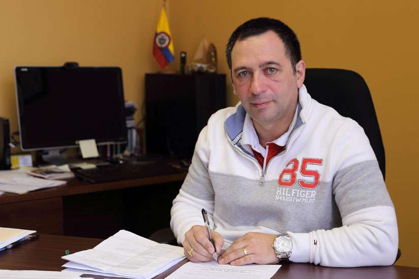 Profile of a refugee: Former Colombian journalist, now deacon in Canada
