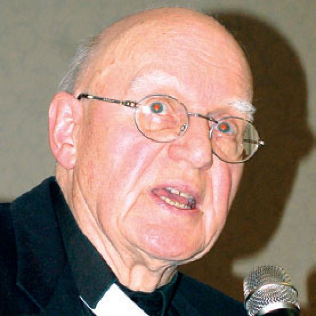 Rights league to honour Fr. de Valk