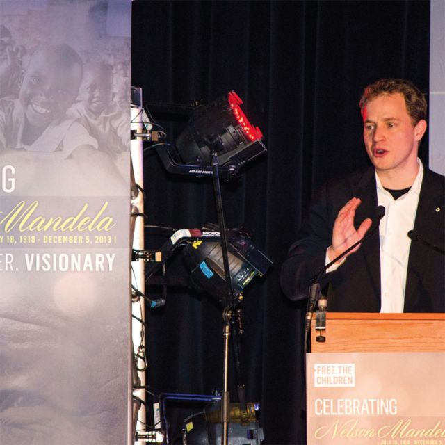 Toronto students honour the ‘last great statesman’