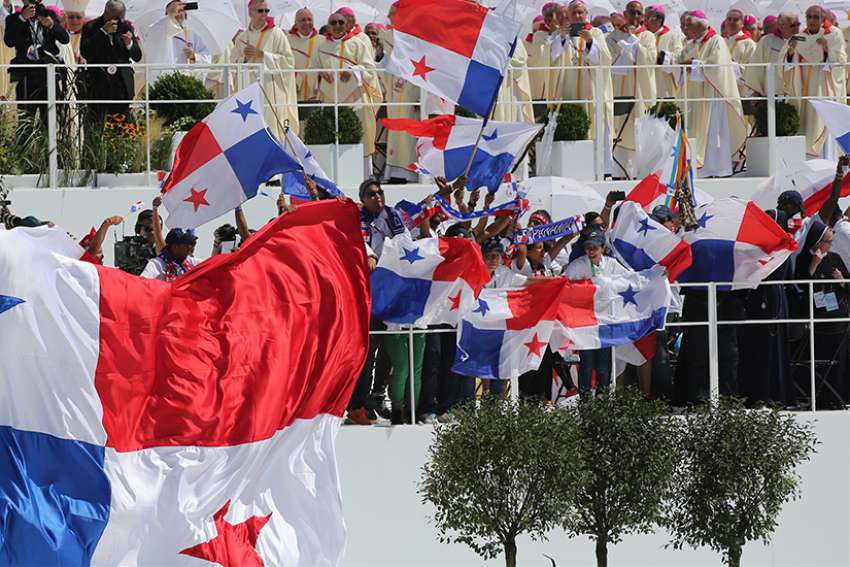 Pope Francis officially signs up for World Youth Day in Panama