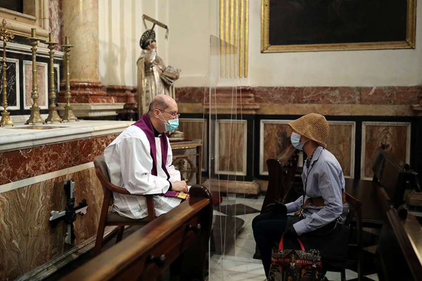 Cardinal upholds 'probable invalidity' of confession by phone
