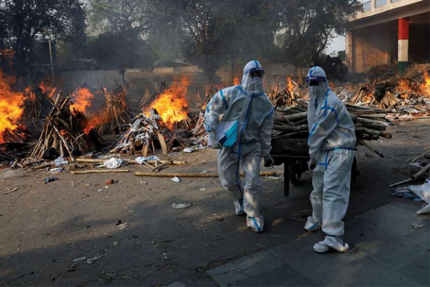 India’s hospitals overrun, government blamed as pandemic surges