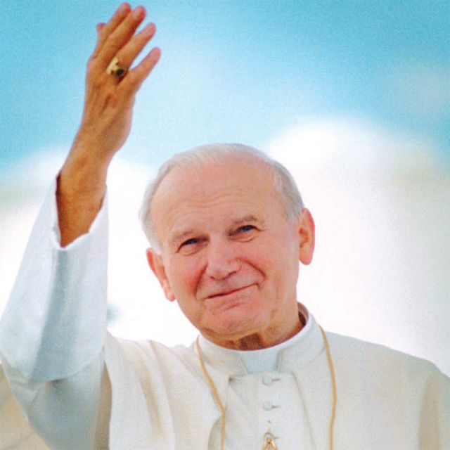 Parliament says yes to Pope John Paul II Day