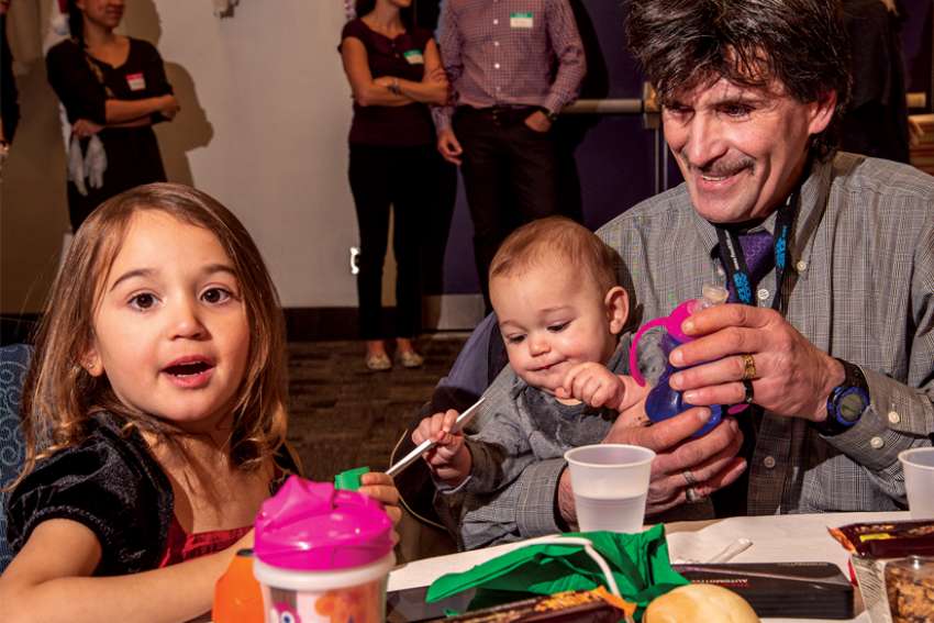 Good Shepherd hosts Christmas family feast