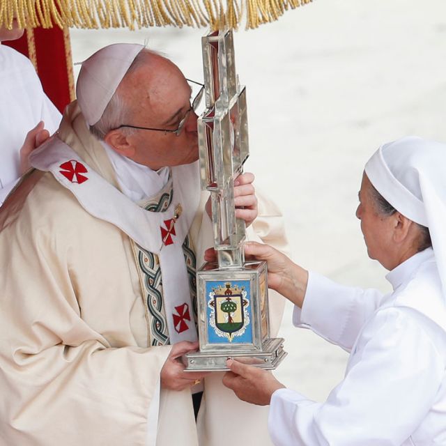 Pope warns comfortable living causes 'gentrification of the heart' 