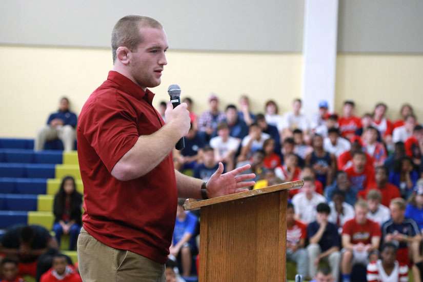Olympic pressure? Wrestler relies on faith to help him cope