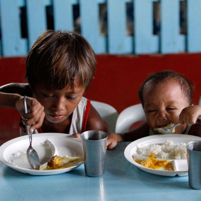 Ending hunger on a Wave of Prayer