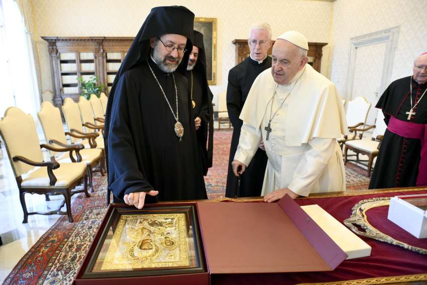 Greed, selfishness stand in the way of peace, Pope Francis tells Orthodox leaders
