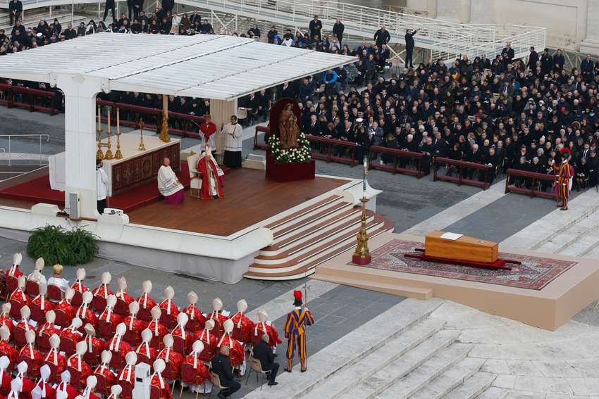 At funeral, Pope Francis remembers Benedict's 'wisdom, tenderness, devotion'