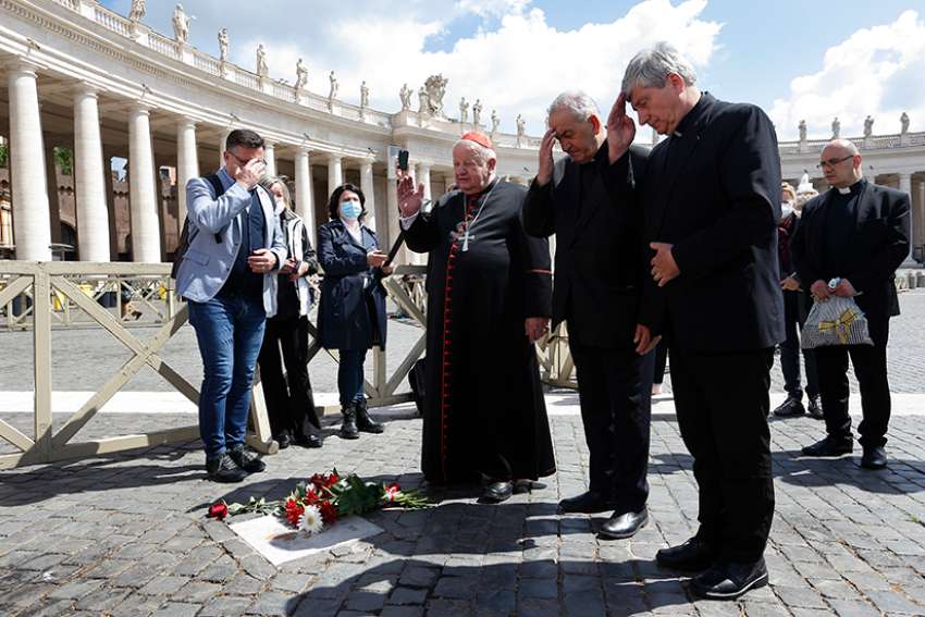 Polish pilgrims mark anniversary of attempt to assassinate St. John Paul