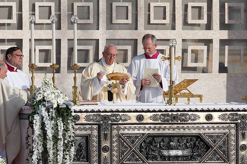 Pope's homily: Encounter with God happens in places not normally suspected