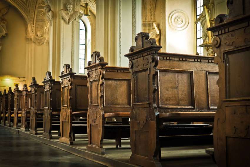 Mass attendance in Canada more than doubles on Christmas Day, survey finds