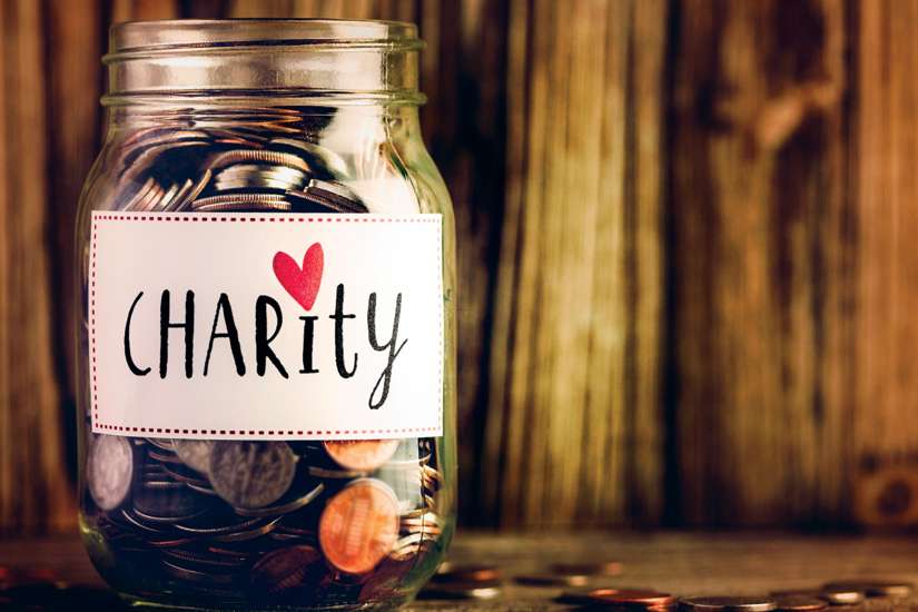 ’Tis the season for charitable giving