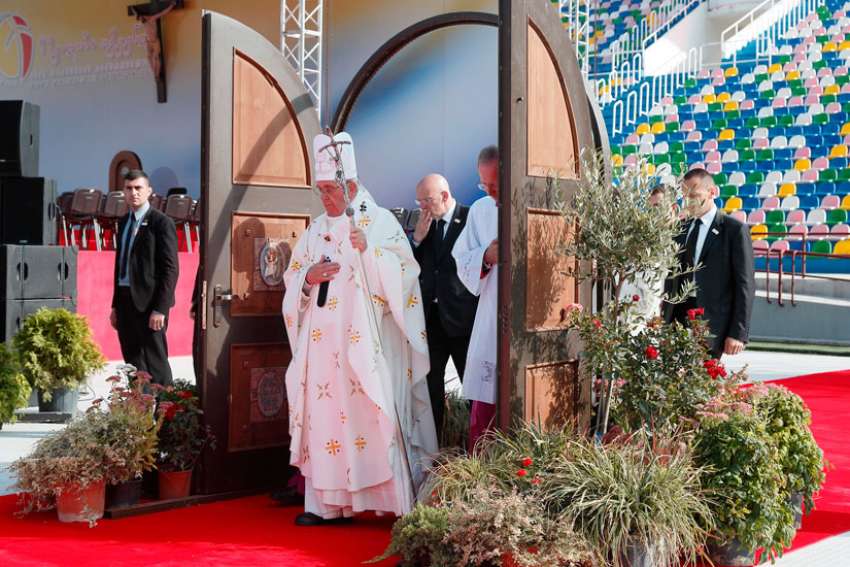 Time of mercy: Holy doors close, but mission of mercy continues