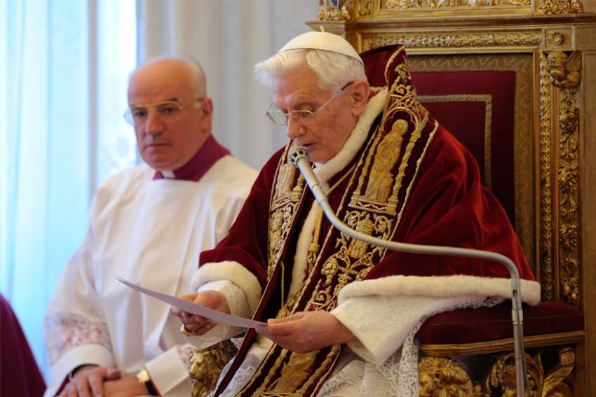 Benedict XVI discusses his resignation, Francis' trip to Iraq in interview