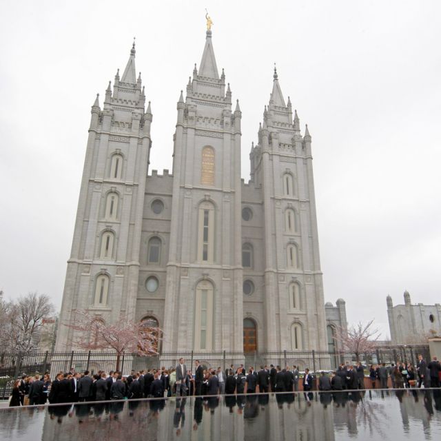 Mormons feel misunderstood but say their religion is gaining acceptance 
