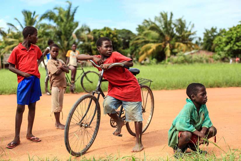 Church must promote dialogue, education, families in Africa, Pope says