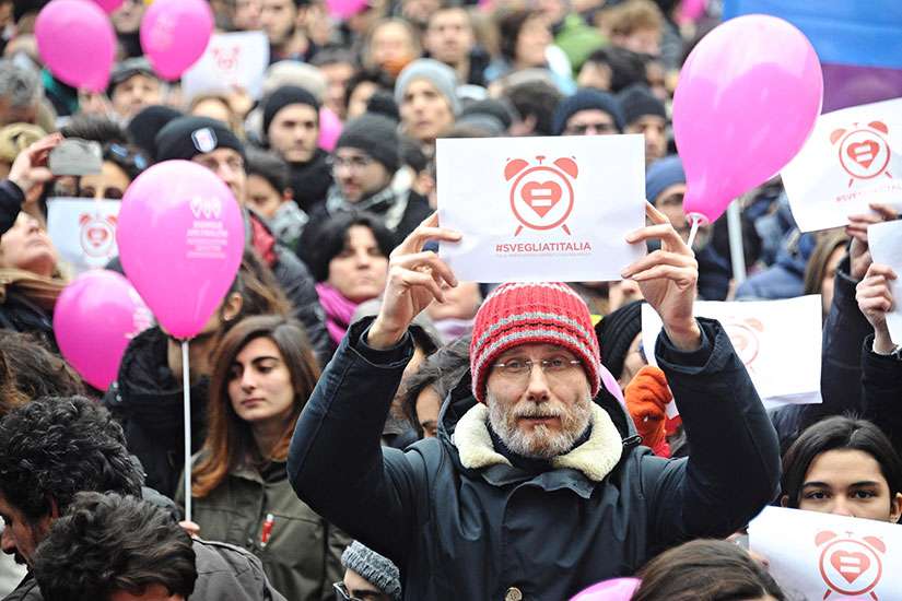 Italian Senate passes civil unions bill