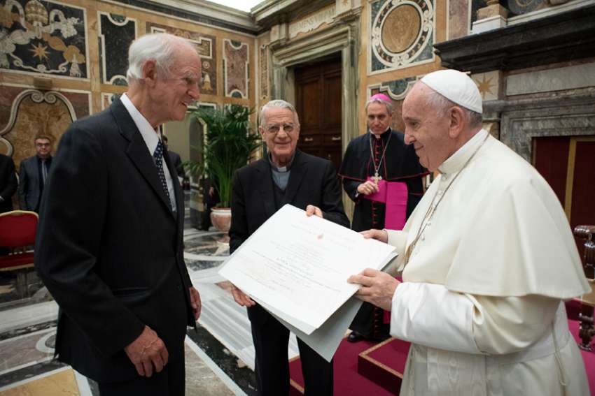 Canadian philosopher Charles Taylor receives Ratzinger Prize