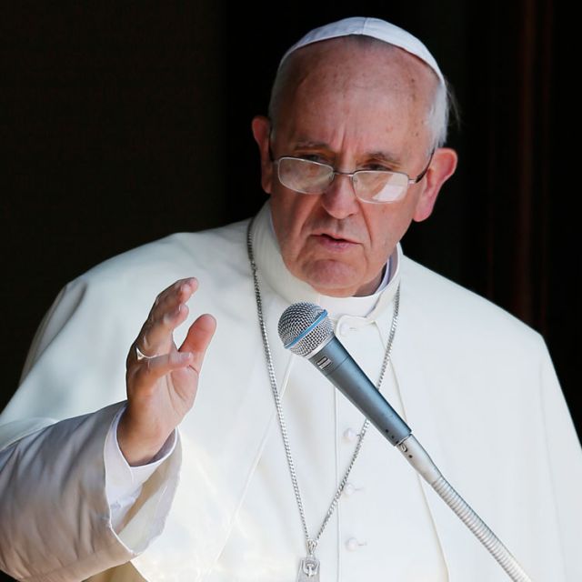 Pope creates body to revamp Vatican's bookkeeping, fiscal responsibility 