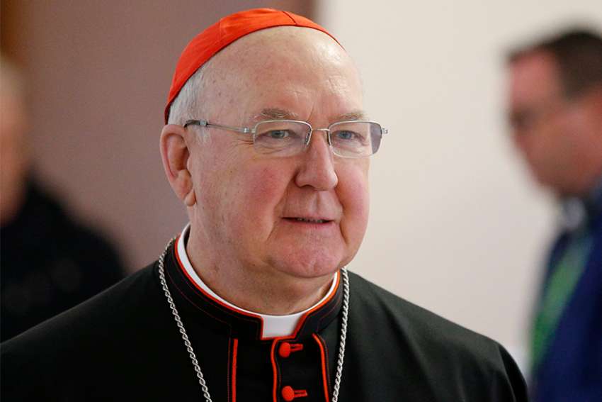 Pope calls dicastery to promote reflection on role of women