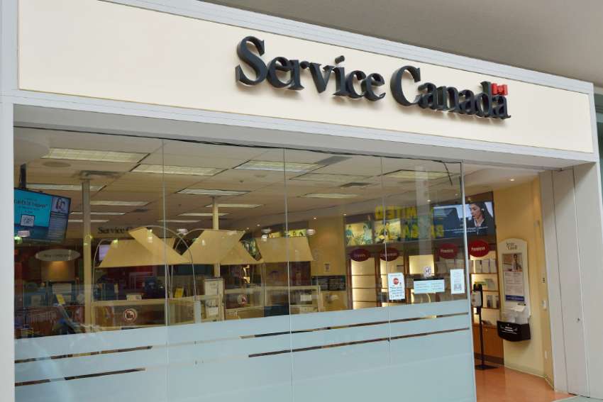 Service Canada's gender-neutral directive ignites critics