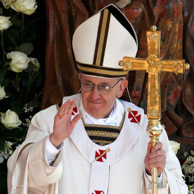 Pope pledges renewed cooperation; Jewish leaders praise election 