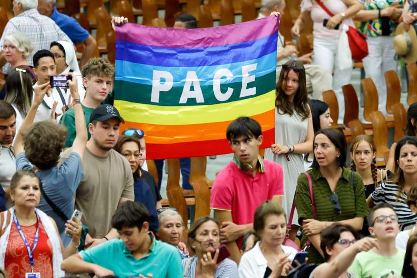 Pope Francis, urging young Russians to be proud of their heritage, stirs controversy