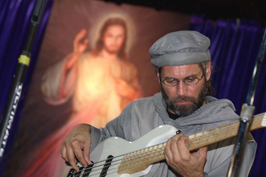 ‘Rapping priest’ Fr. Stan Fortuna featured in Hamilton area