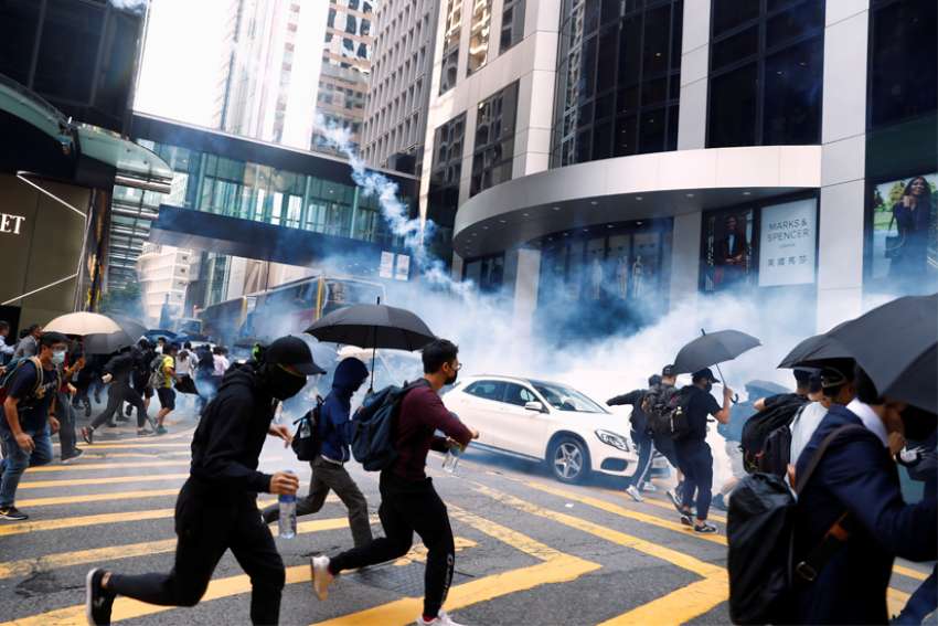 Hong Kong bishop urges independent inquiry into student's death