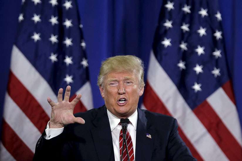 Trump to top evangelicals: ‘I’m so on your side, I’m a tremendous believer’