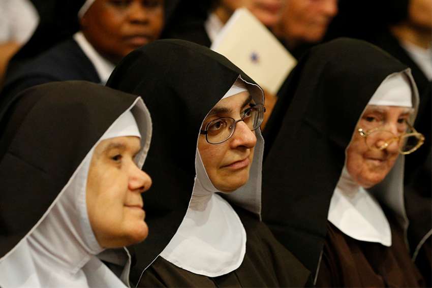 The Church, world need cloistered religious dedicated to prayer, Pope says