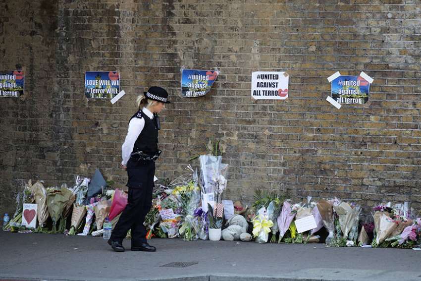 English cardinal after mosque attack: 'Repudiate hatred and violence'