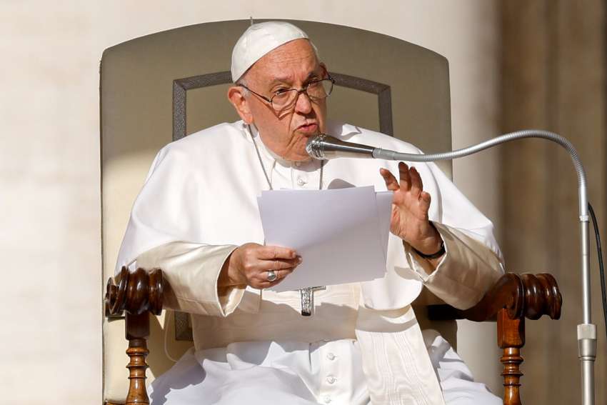 Pope Francis responds to cardinals on blessings for homosexuals, female priests