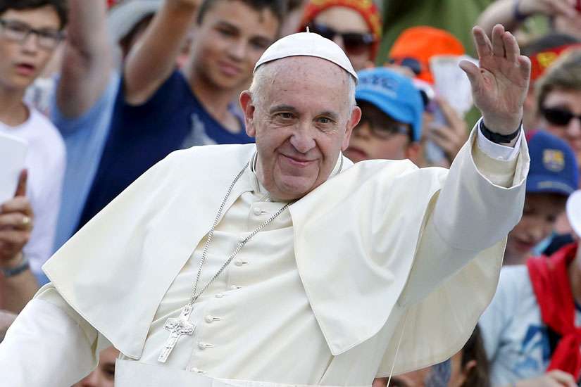 Church must welcome divorced, remarried Catholics, Pope says