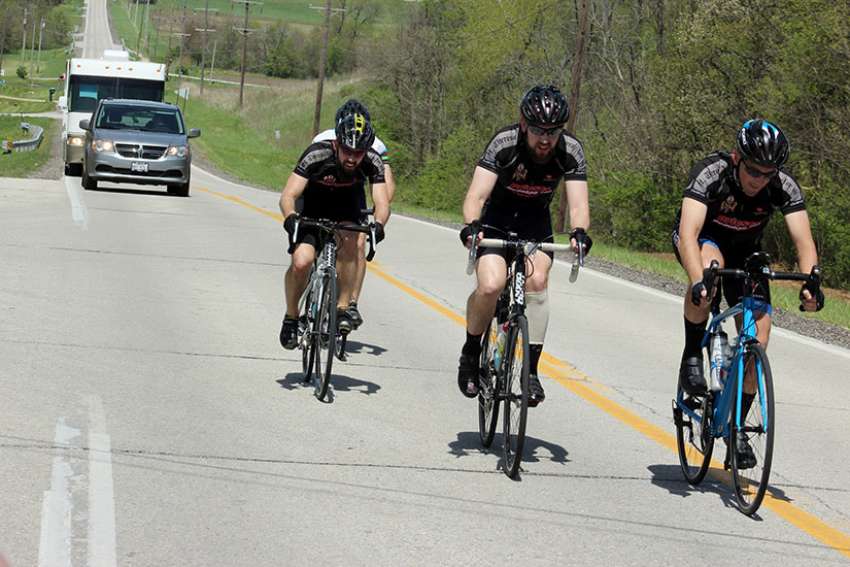 'Pedalling priests' complete 550-km bicycle trek for vocation prayers