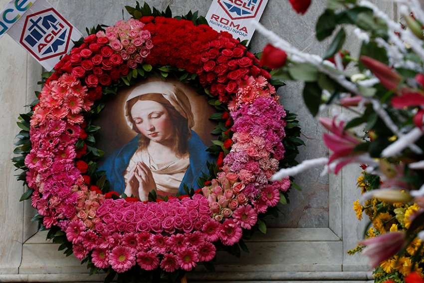 Mary is a perfect example of how to respond to God's plan, Pope says