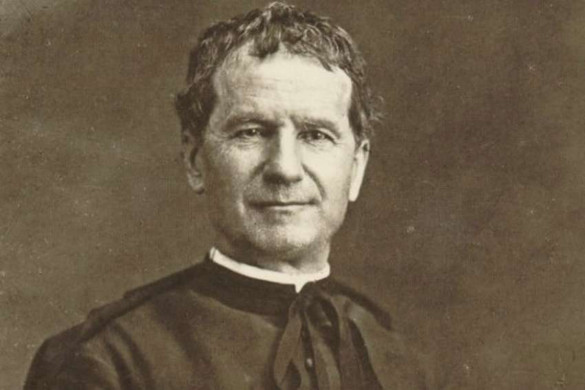 Pilgrims pray for return of stolen Italian saint’s brain