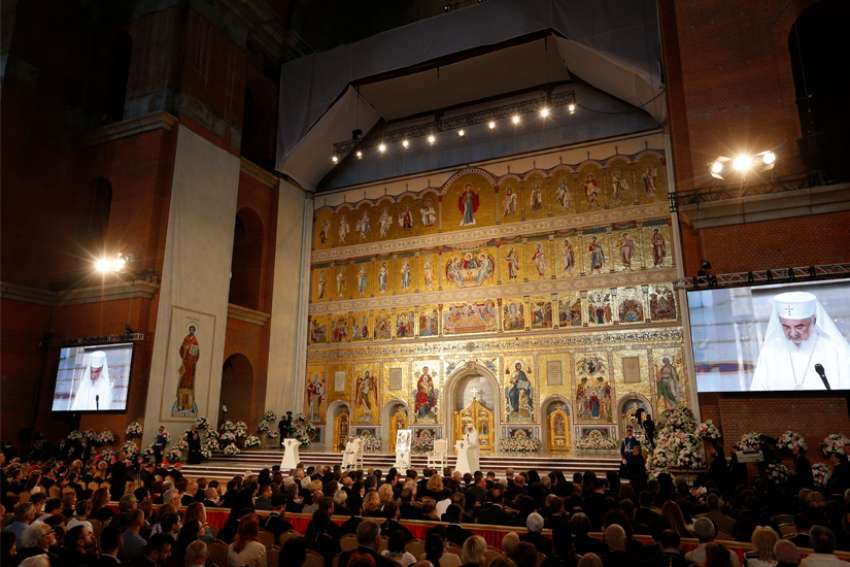 Pope Francis emphasizes Christian unity in prayer with Romanian Orthodox