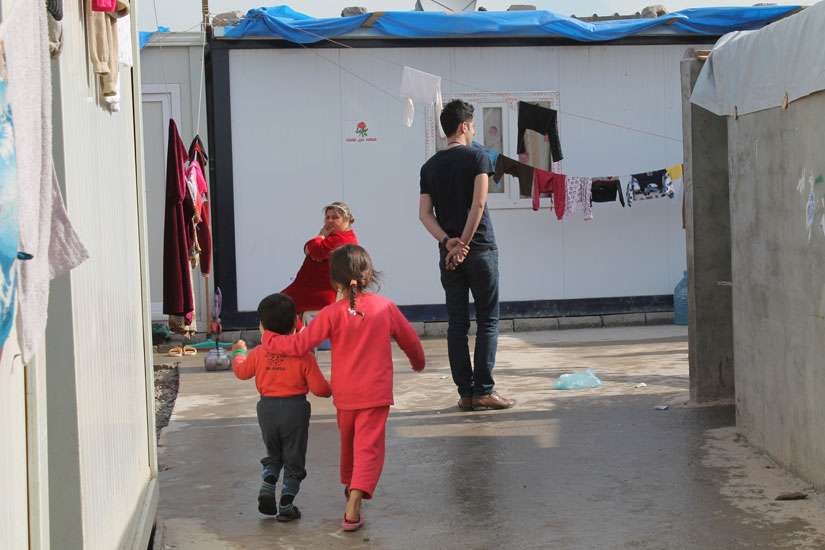 Papal envoy, Maronite patriarch visit displaced Christians in Iraq