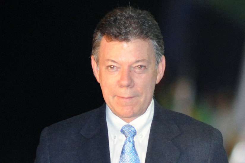 Pope meets Colombian president, gives assurance of prayer for peace