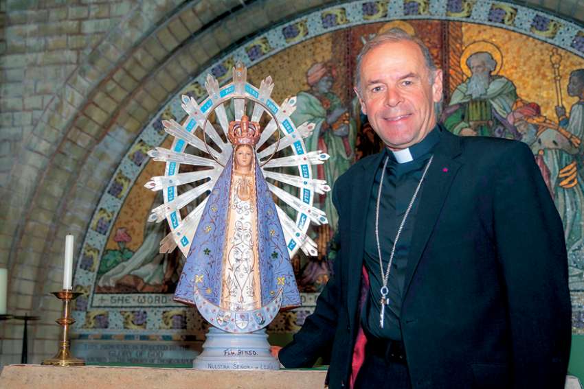 Argentine vets’ statue returned — with Pope’s blessing
